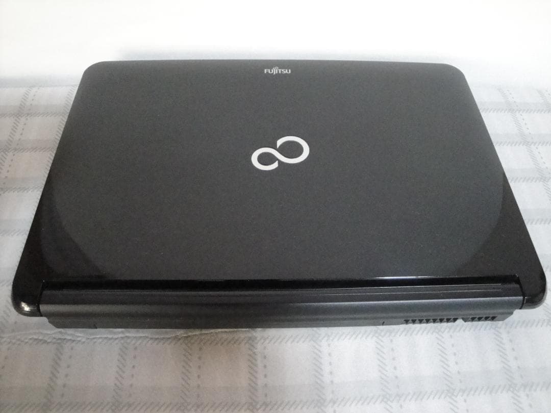 富士通 AH56/D　ノートPC 　SSD 500GB