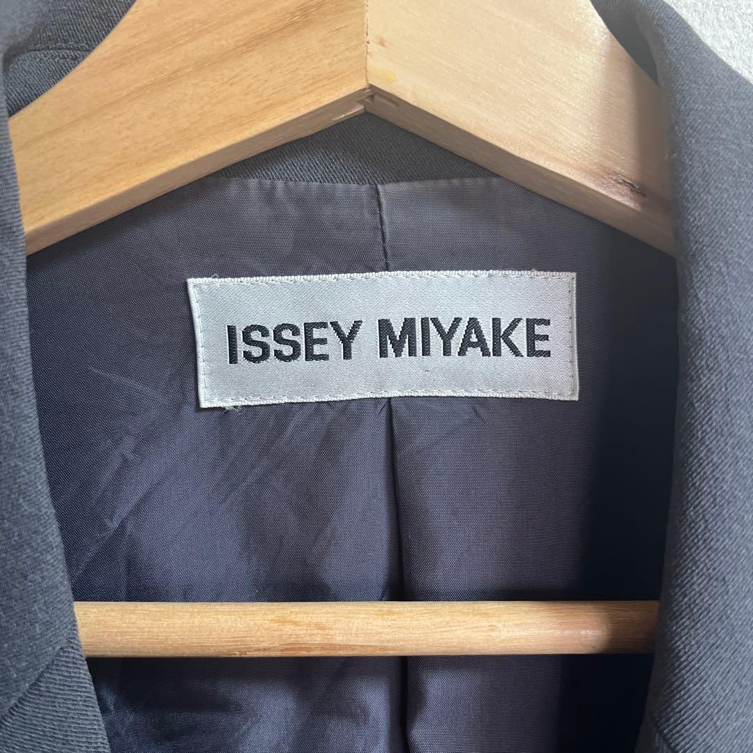 ISSEY MIYAKE イッセイミヤケ レディース ジャケット