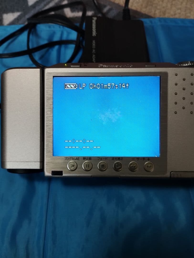 パナソニック ミニdv ビデオカメラ NV-DE3　動作確認済　液晶フィルム新品