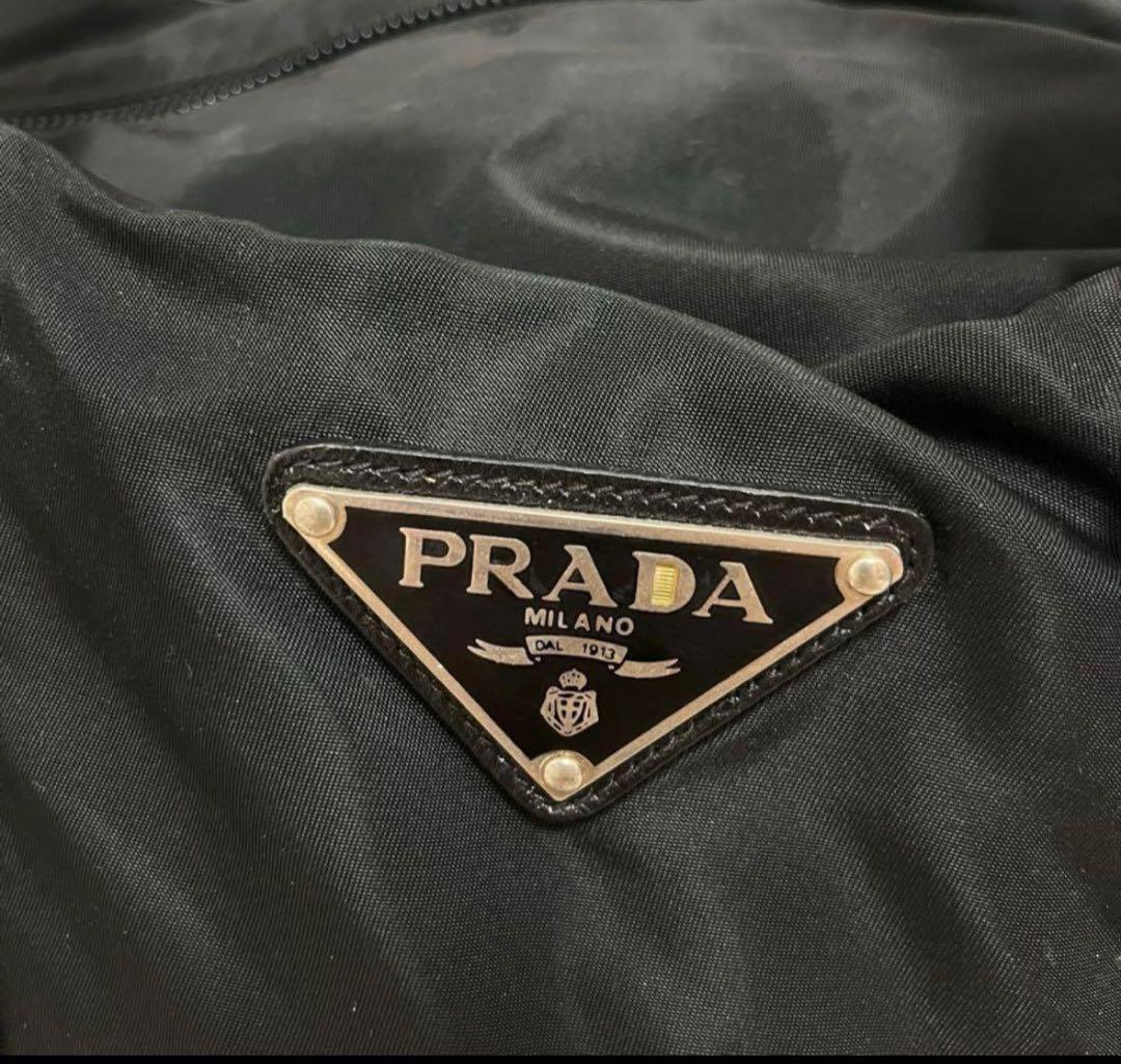 大容量 PRADA ボストンバッグ ブラック 三角ロゴ ナイロン　南京錠