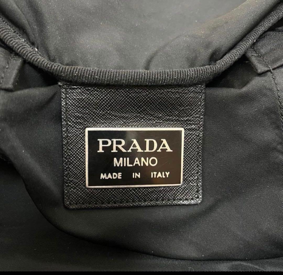 大容量 PRADA ボストンバッグ ブラック 三角ロゴ ナイロン　南京錠
