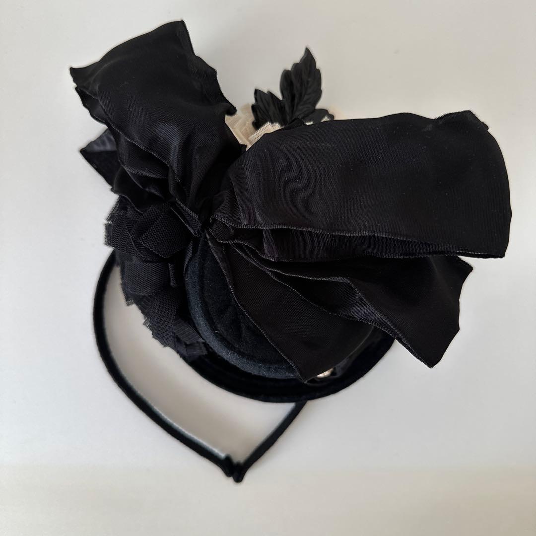 〇251075 CA4LA カシラ カチューシャ ミニハット ブラック調