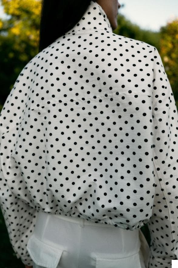【即完品】美品✨ ZARA ドット柄パフジャケット 白色 XL 水玉柄