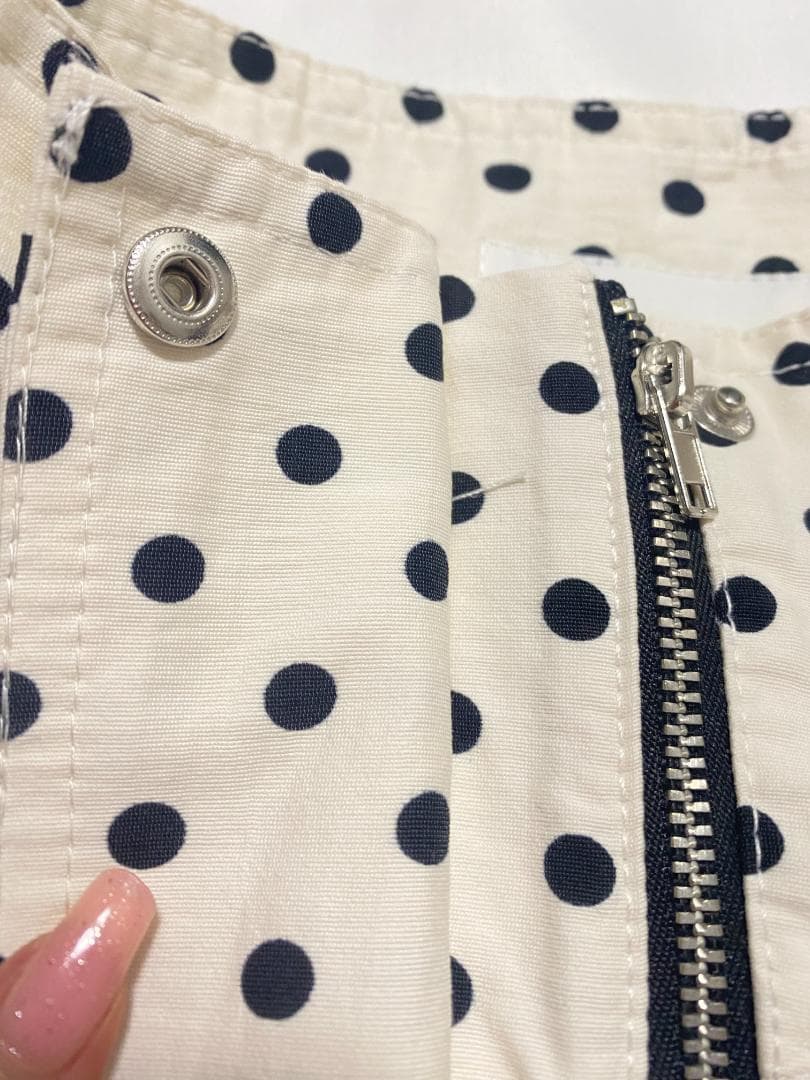 【即完品】美品✨ ZARA ドット柄パフジャケット 白色 XL 水玉柄