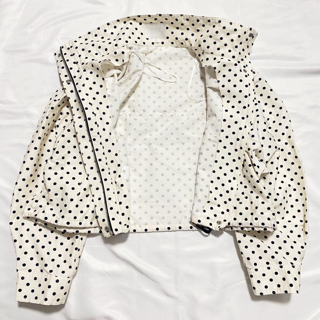 【即完品】美品✨ ZARA ドット柄パフジャケット 白色 XL 水玉柄