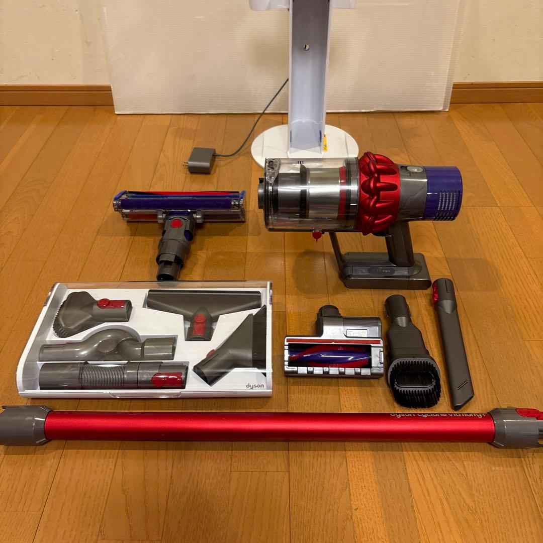 ダイソンV10 SV12 美品！　スタンド付き　分解洗浄済み