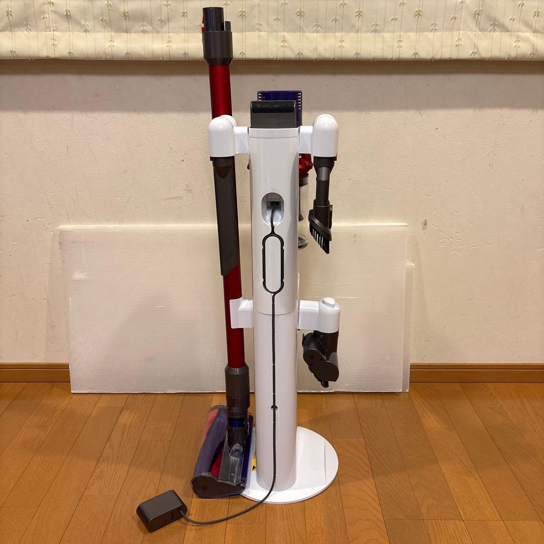 ダイソンV10 SV12 美品！　スタンド付き　分解洗浄済み