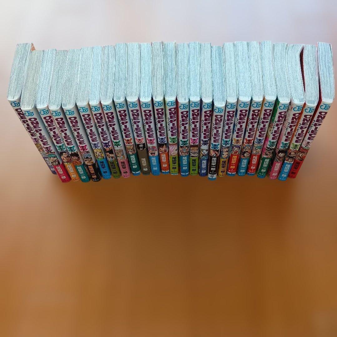 ONE PIECE(1〜98巻+公式キャラブック4冊)