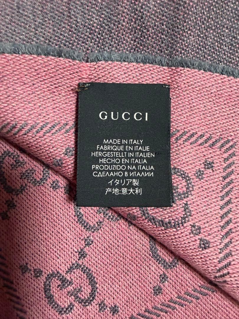 GUCCI マフラー