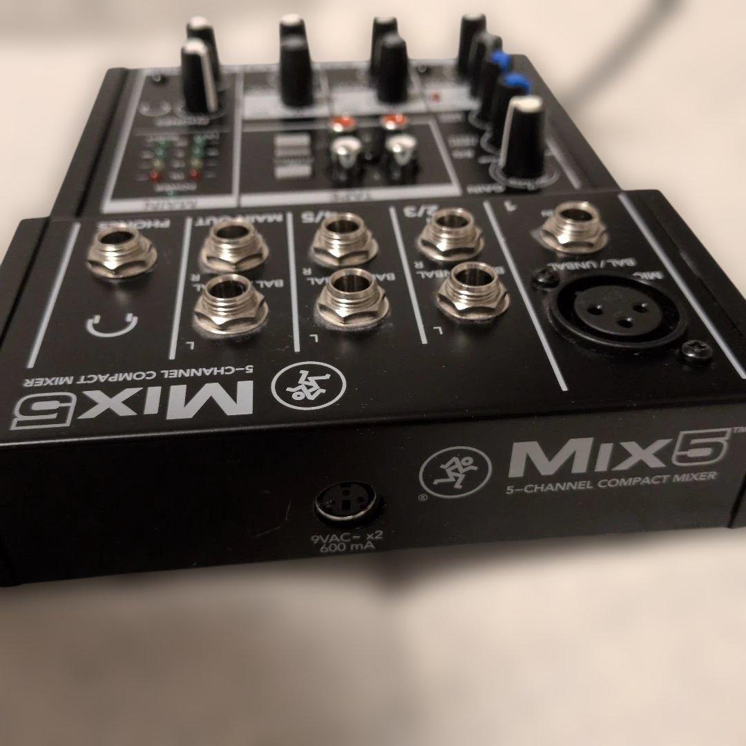 MACKIE マッキー 超コンパクトアナログミキサー MIX5