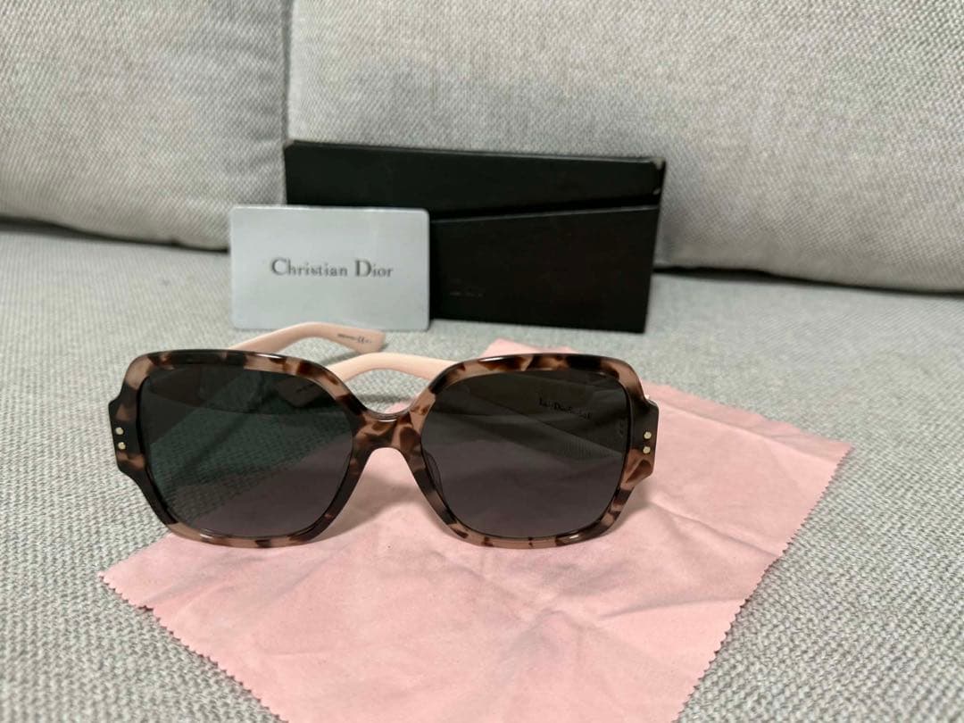 Christian Dior Lady Dior サングラス