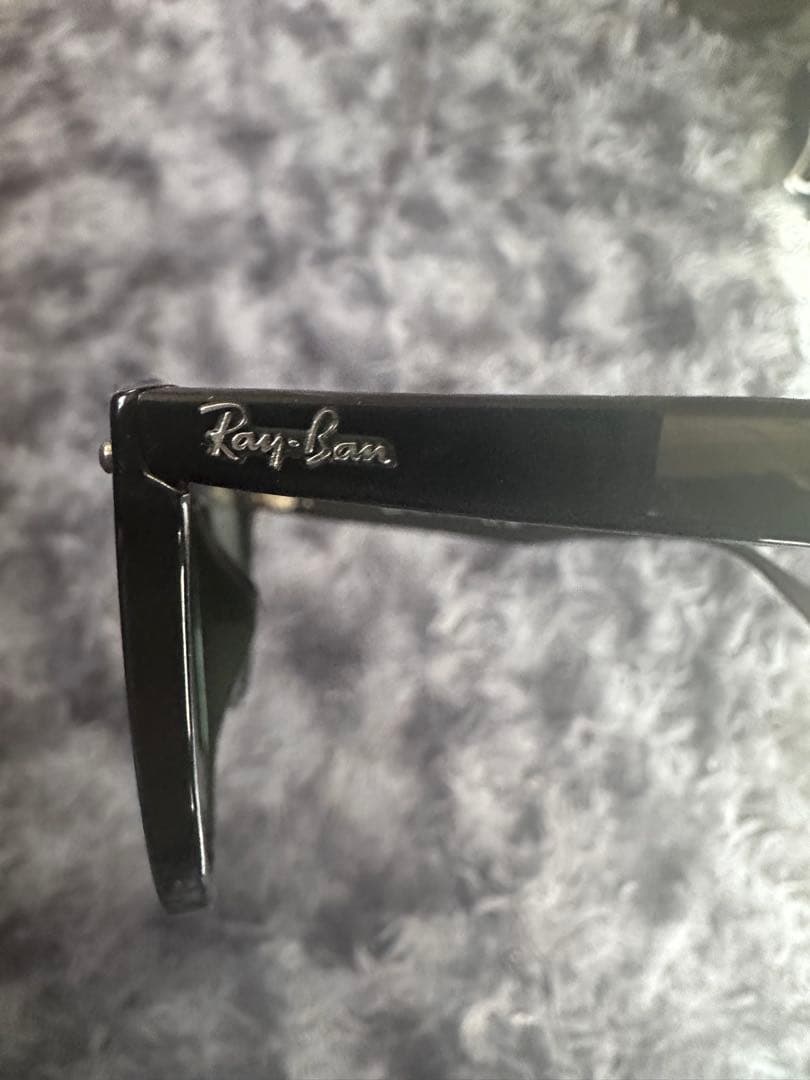 ✨Ray-Ban ✨サングラス ケース付き　お洒落なデザイン✨