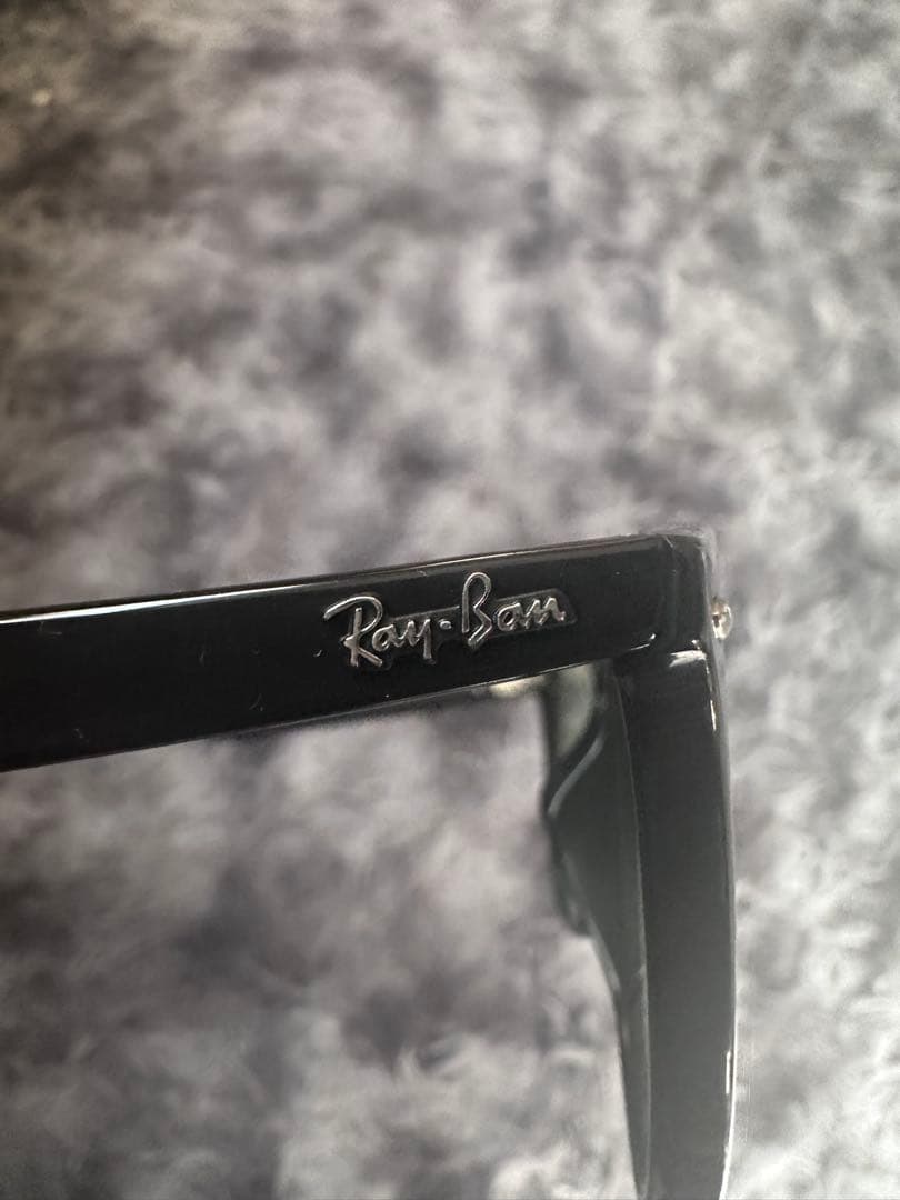 ✨Ray-Ban ✨サングラス ケース付き　お洒落なデザイン✨
