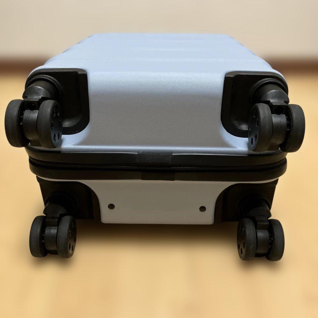 無印良品　キャリーバーの高さを調節出来るハードキャリーケース20L ライトブルー