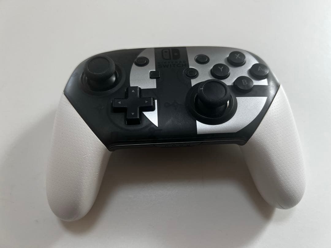 Nintendo Switch 本体　スマブラエディション　プロコン付き