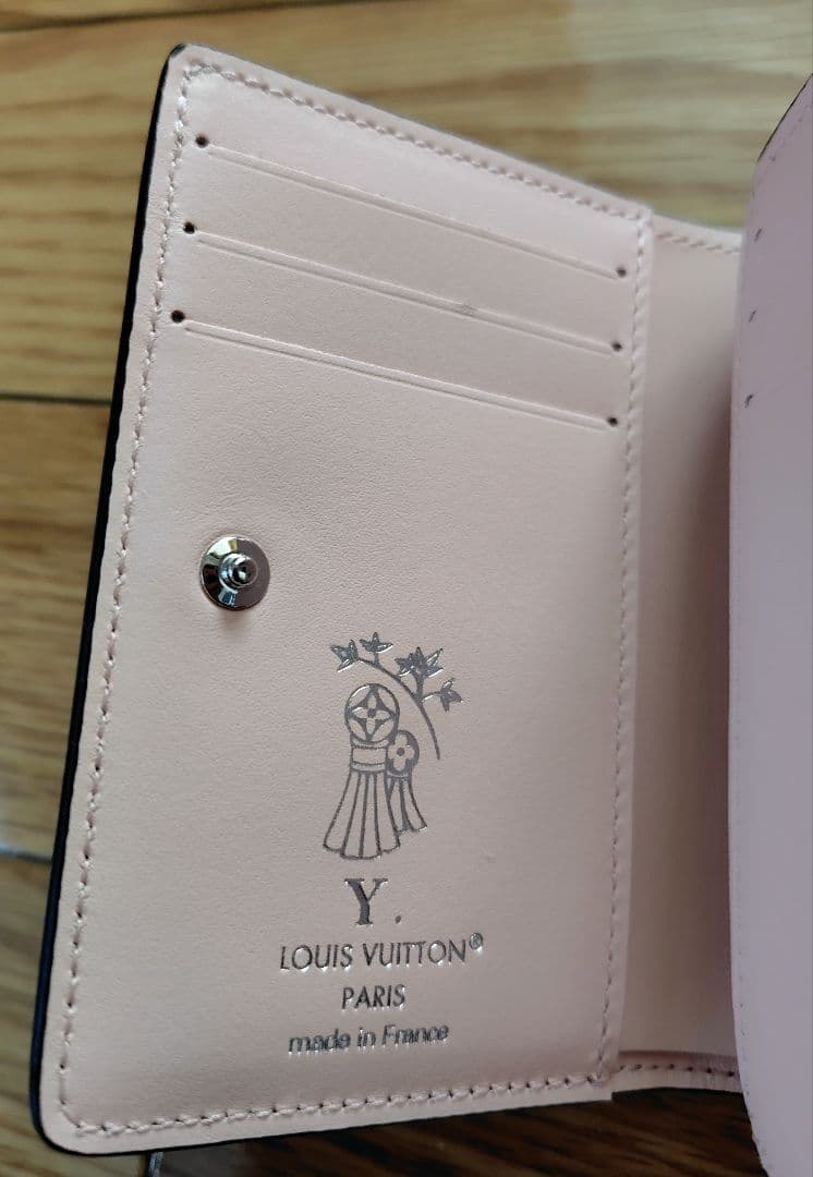 LOUIS VUITTON 財布 ポルトフォイユ・クレア マヒナ 未使用