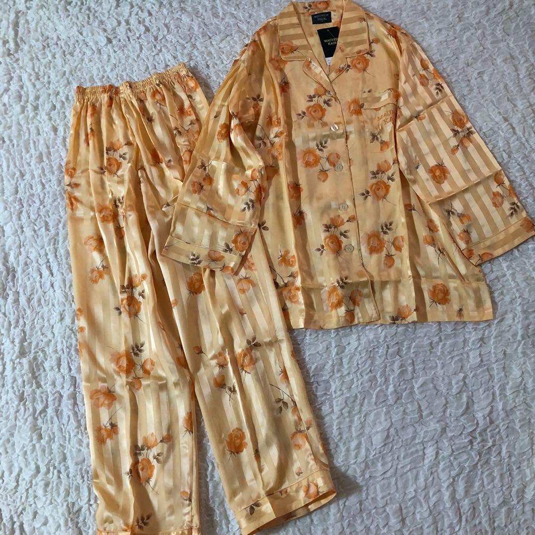 新品　シルク100%パジャマ　M