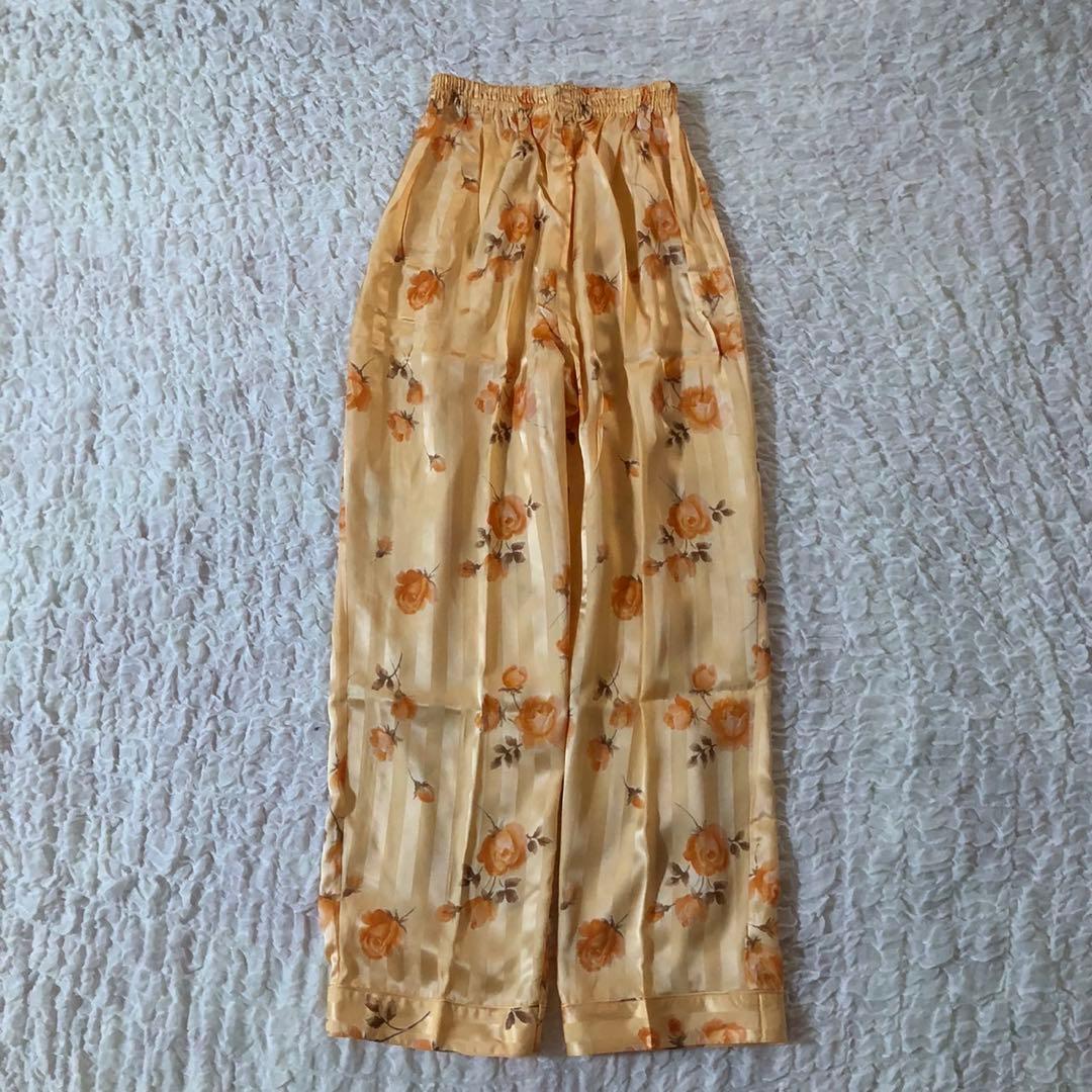 新品　シルク100%パジャマ　M