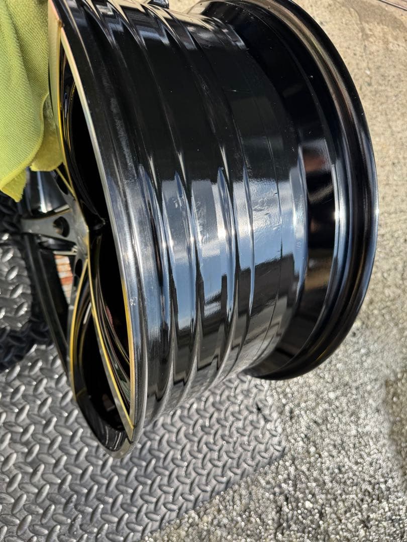 LUXALES ラグザレス　PW-V1 19インチ　8.5j 45 送料込み