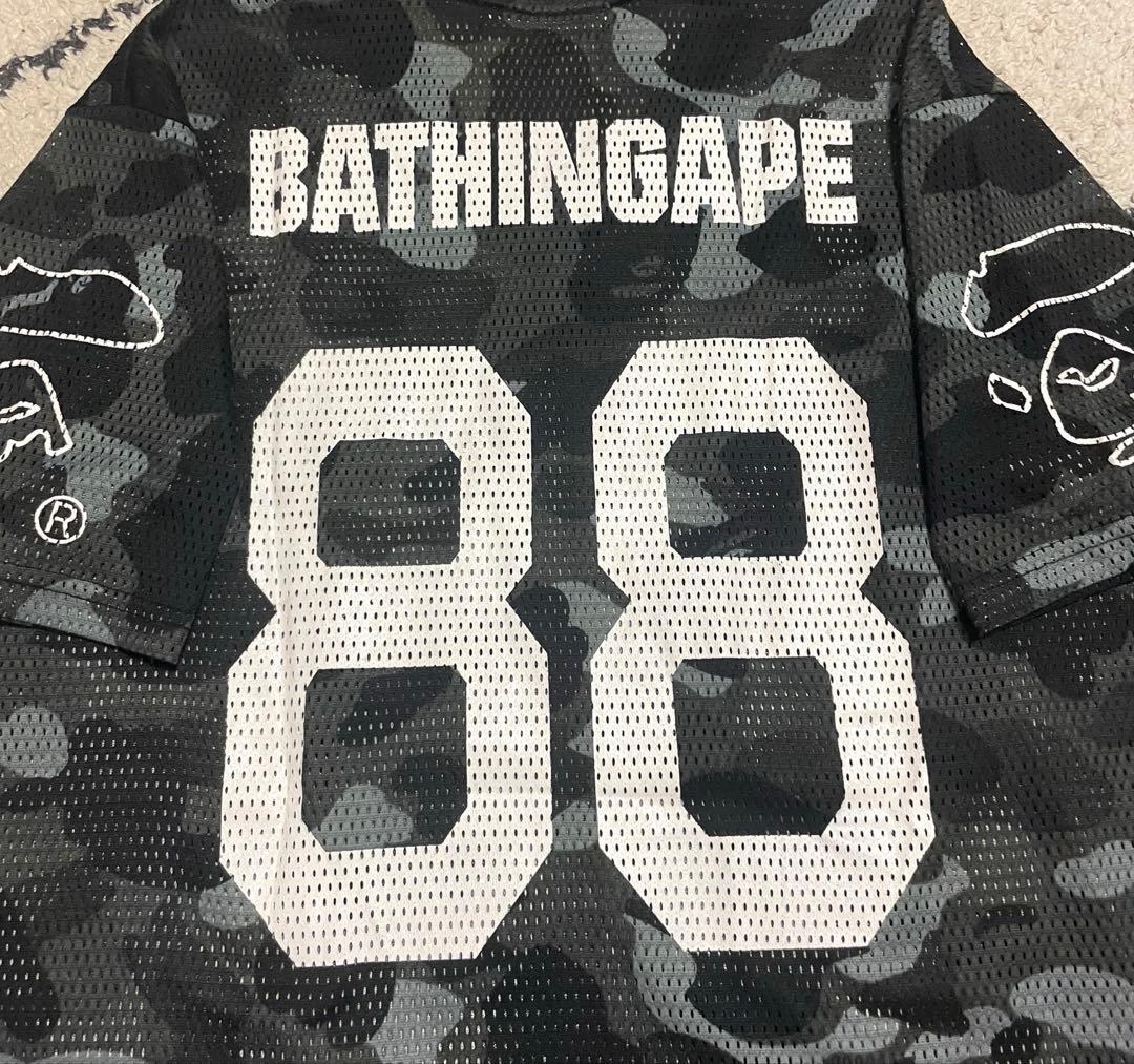 A BATHINGAPE ベイシングエイプ football Tシャツ 初代カモ