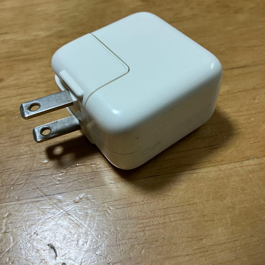 w*n様 Apple iPad (モデルA1538) ゴールド