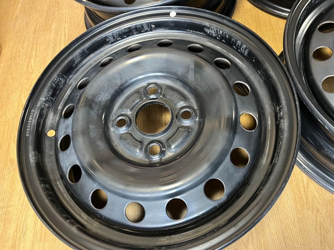 トヨタ ルーミー 純正ホイール（スチール）14インチ 4枚