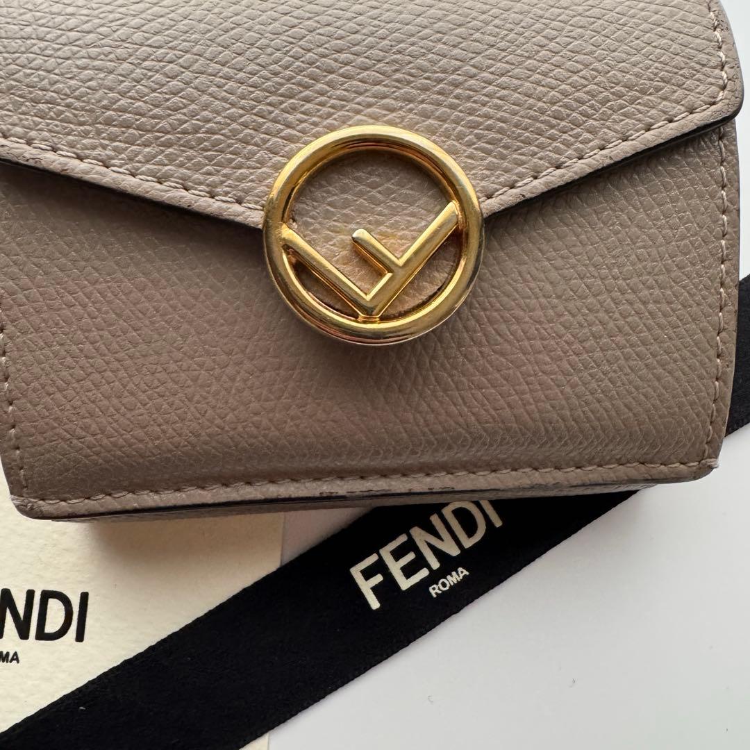 【美品】 271 FENDI フェンディ 3つ折り財布