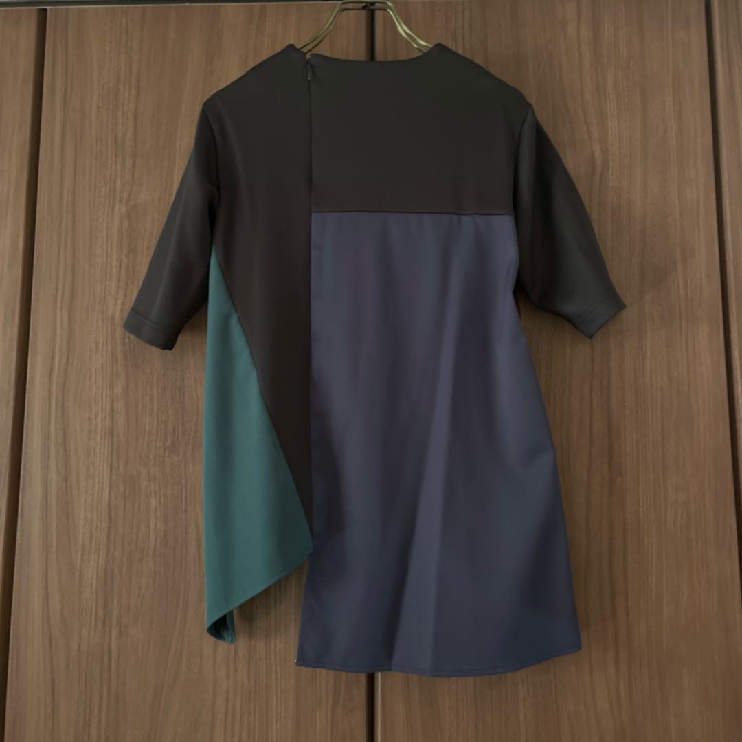 UN3D. マルチカラーTシャツ