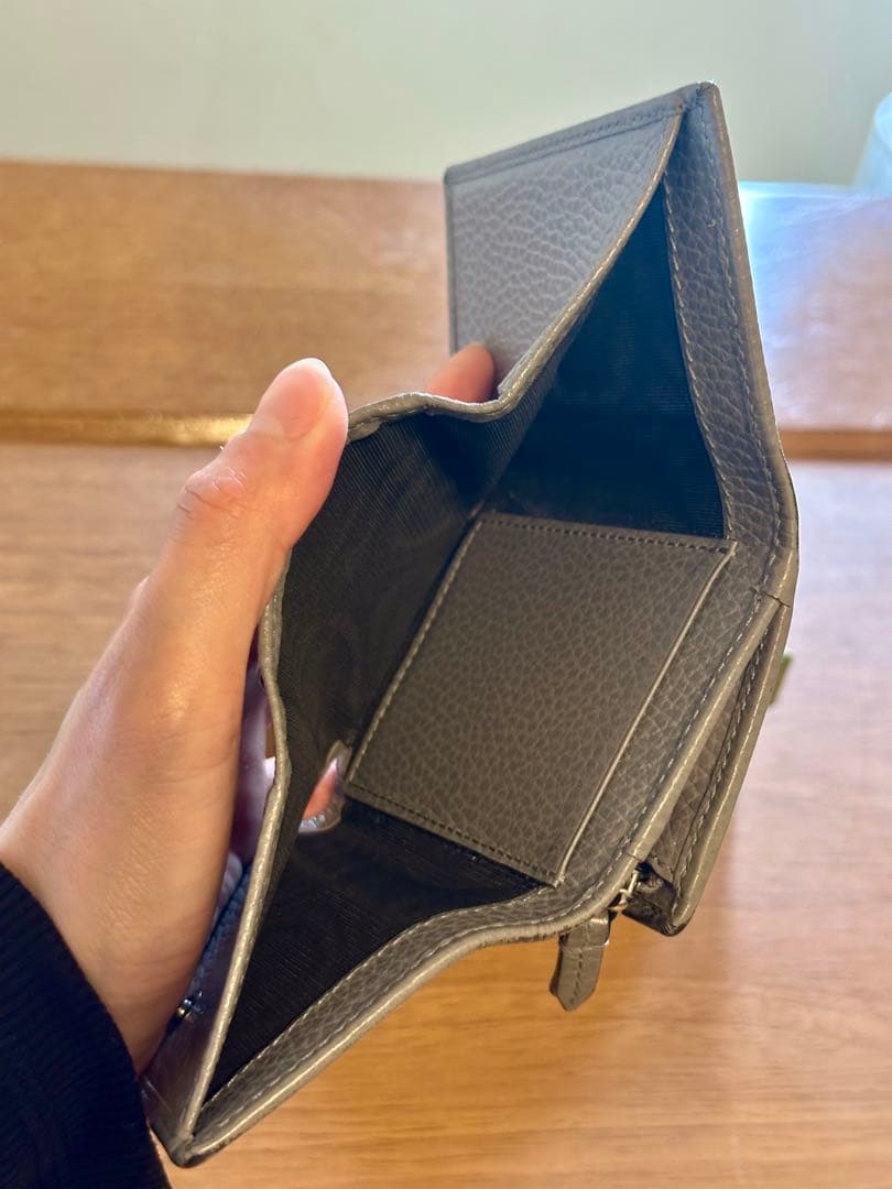 GUCCI マーモント　三つ折り財布　グレー