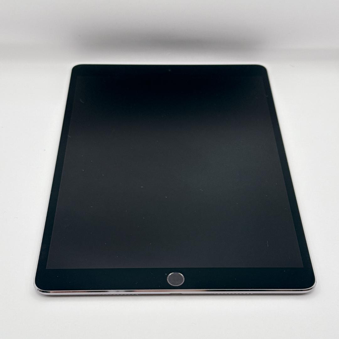 【美品】iPad Pro 10.5インチ 256GB FPDY2J/A