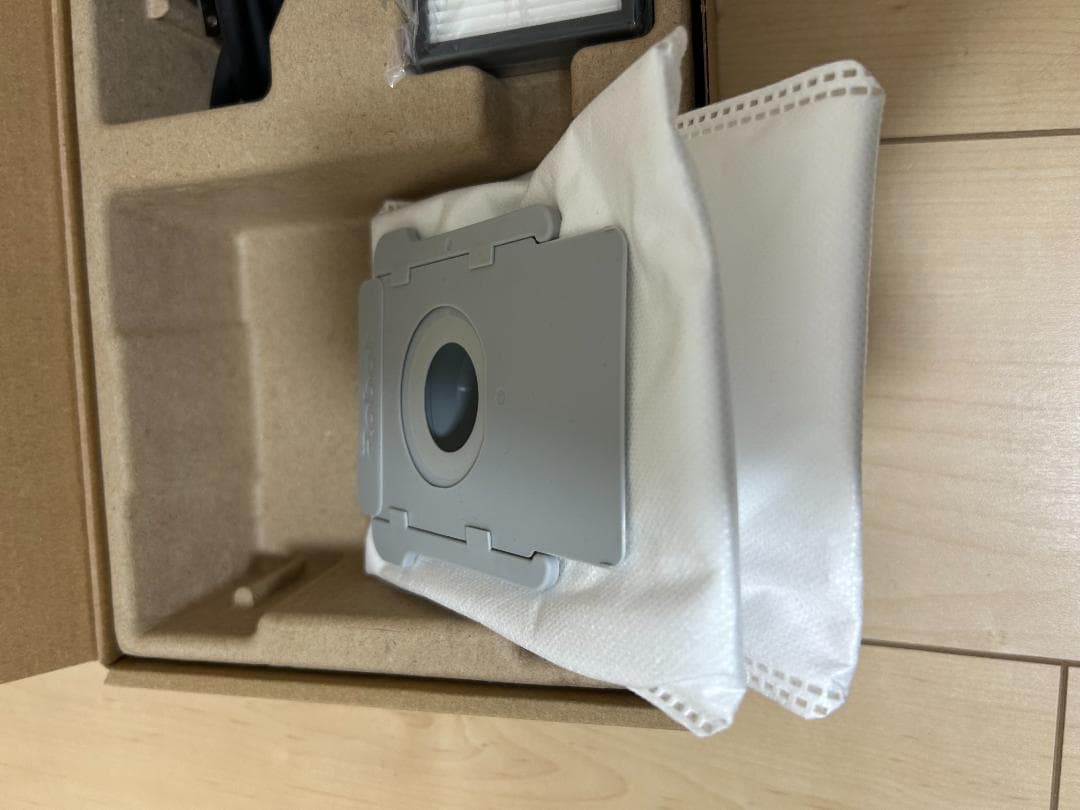 ルンバ i7+ 自動ゴミ収集機セット（モデルi755060）