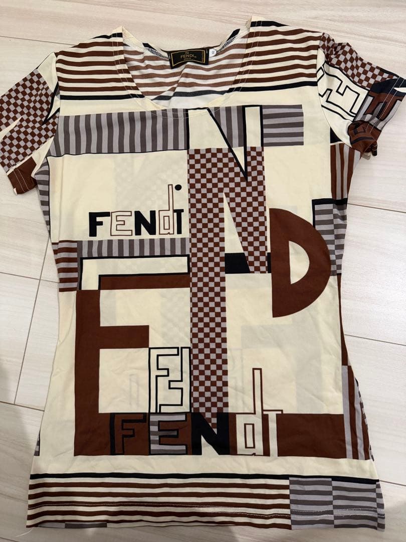 Fendi ロゴプリント Tシャツ 3点セット