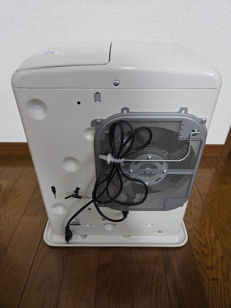 石油　ファンヒーター　ストーブ　DAINICHI