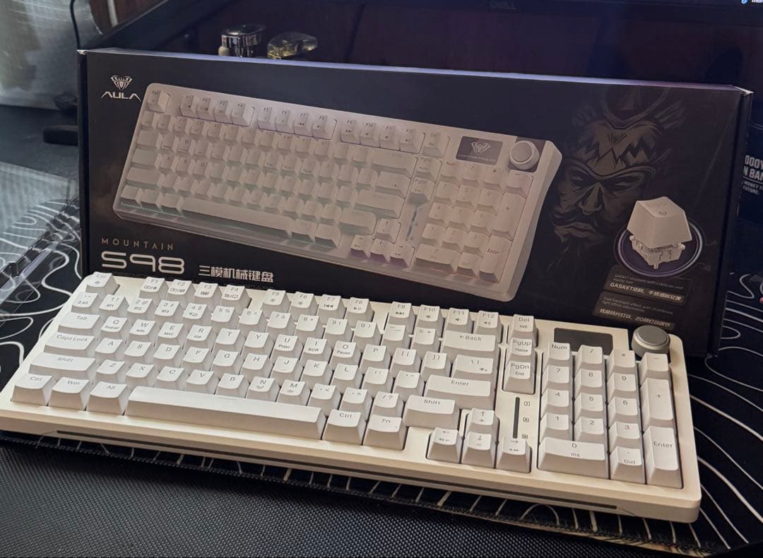 AULA S98 RGBバックライトキーボード本体