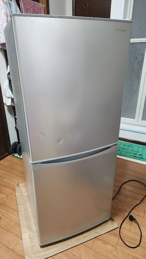 アイリスオーヤマノンフロン冷蔵庫 IRSD-14A-S 142L