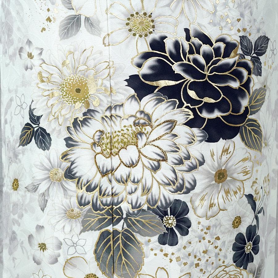 振袖フルセット　オーダー仕立て　白地　金糸刺繍　金彩　成人式