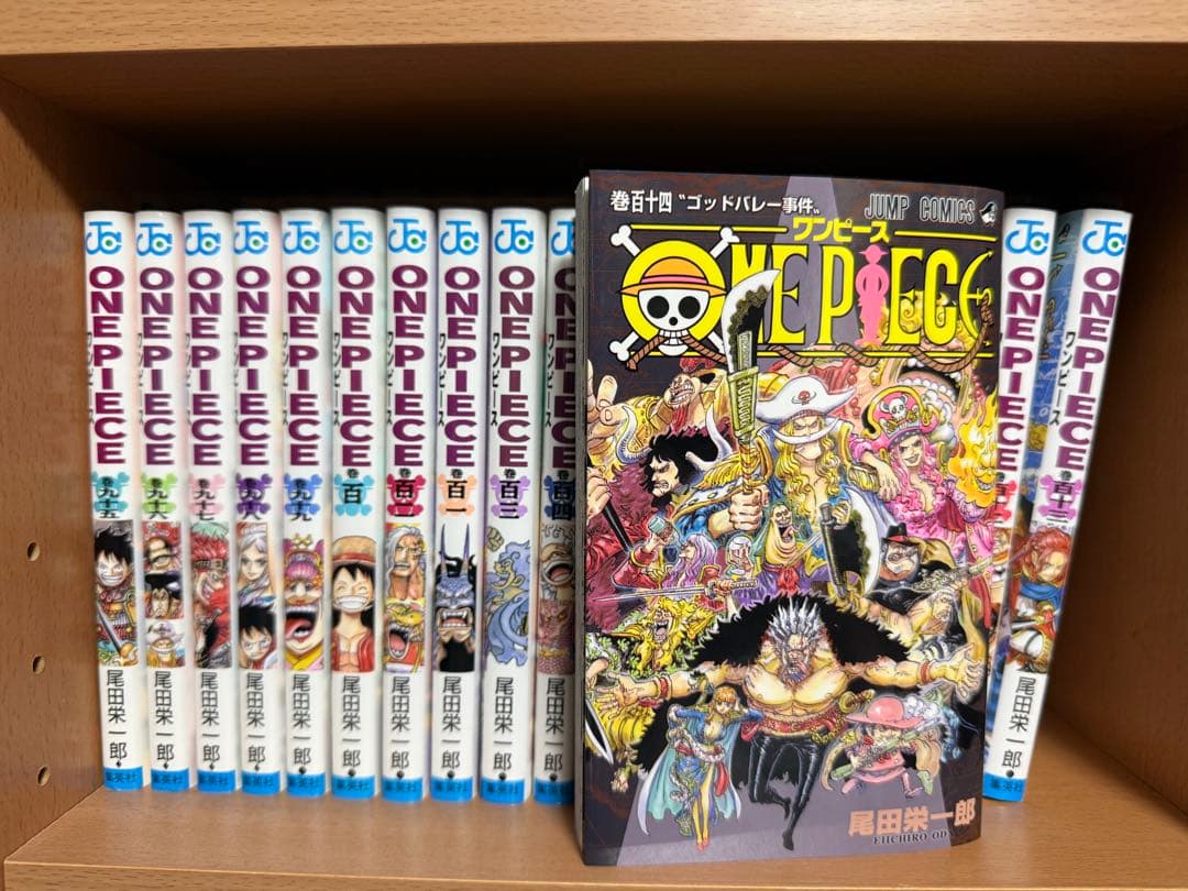 ONE PIECE ワンピース 1〜最新刊114巻 全巻セット＋映画コミック8冊