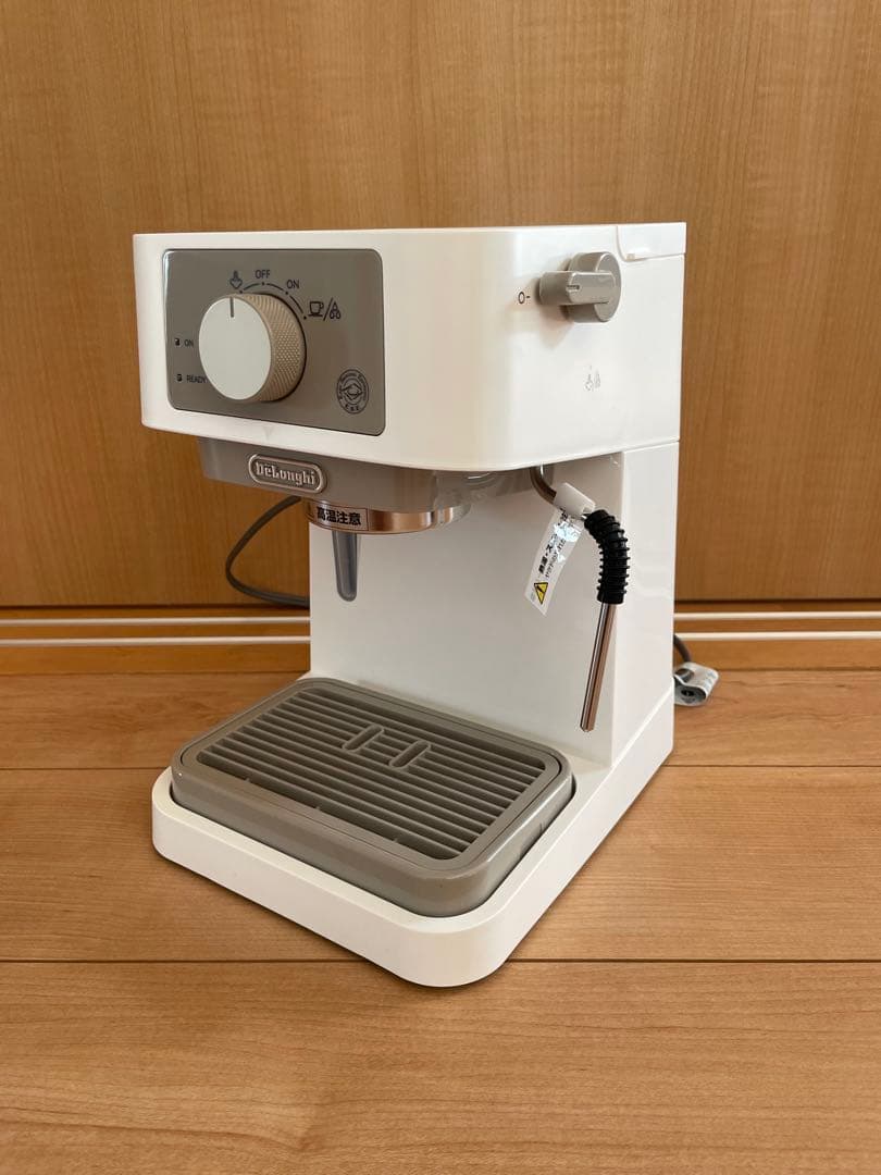 De'Longhi エスプレッソマシン ホワイト