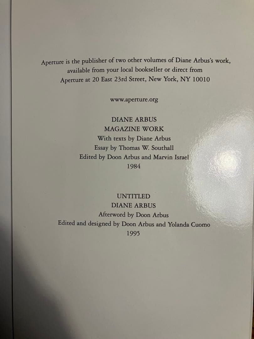ダイアンアーバスDiane arbus 25周年記念版　写真集