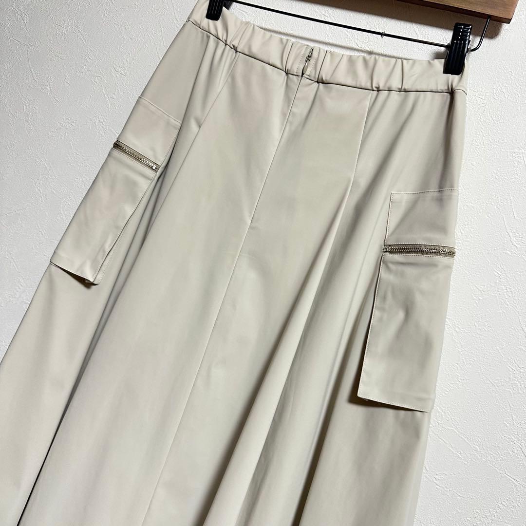 美品【ダーマコレクション】サテンジャージー　カーゴスカート フレア　上品　S
