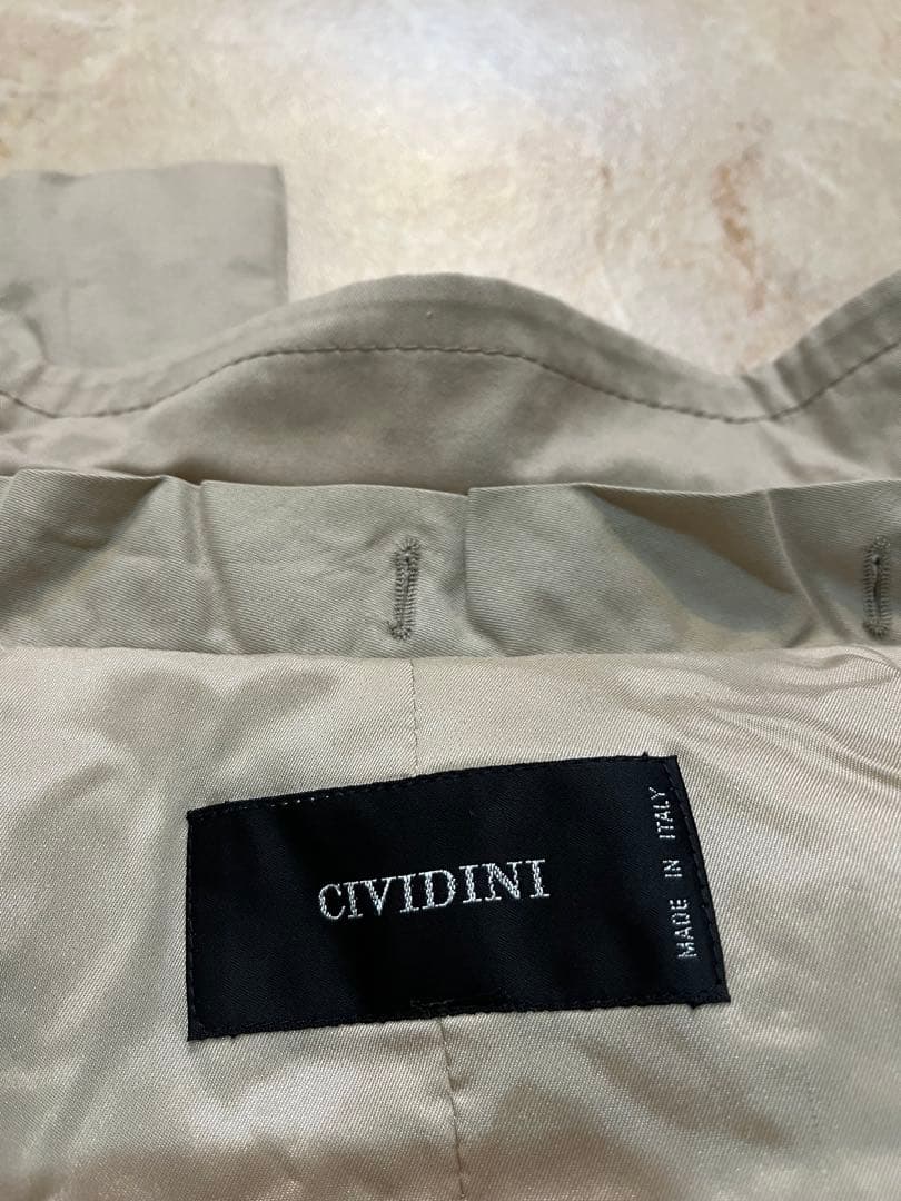 cIvidini イタリア製　ベージュトレンチコート　試着のみ　ベイシック❣️