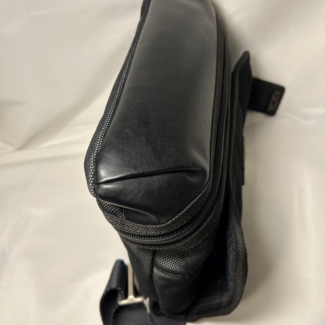 【美品】TUMI トゥミALPHA BRAVO クロスボディ223371RS2