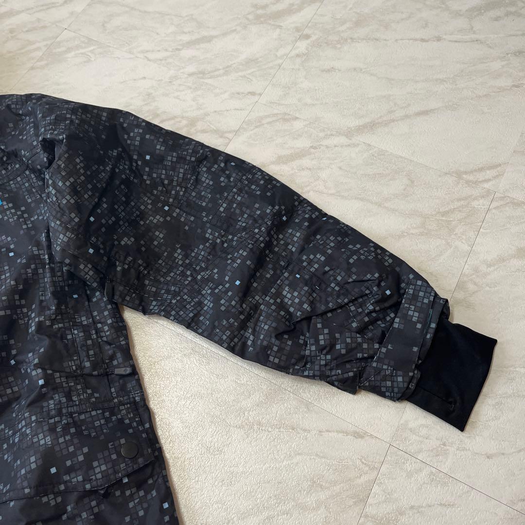 美品 Columbia スキー スノボ ウェア 上下セット　マルチカラー 黒