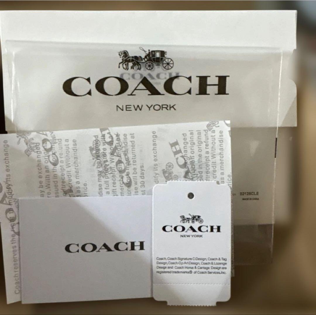 ま*ー様 COACH ホワイト 二つ折り財布