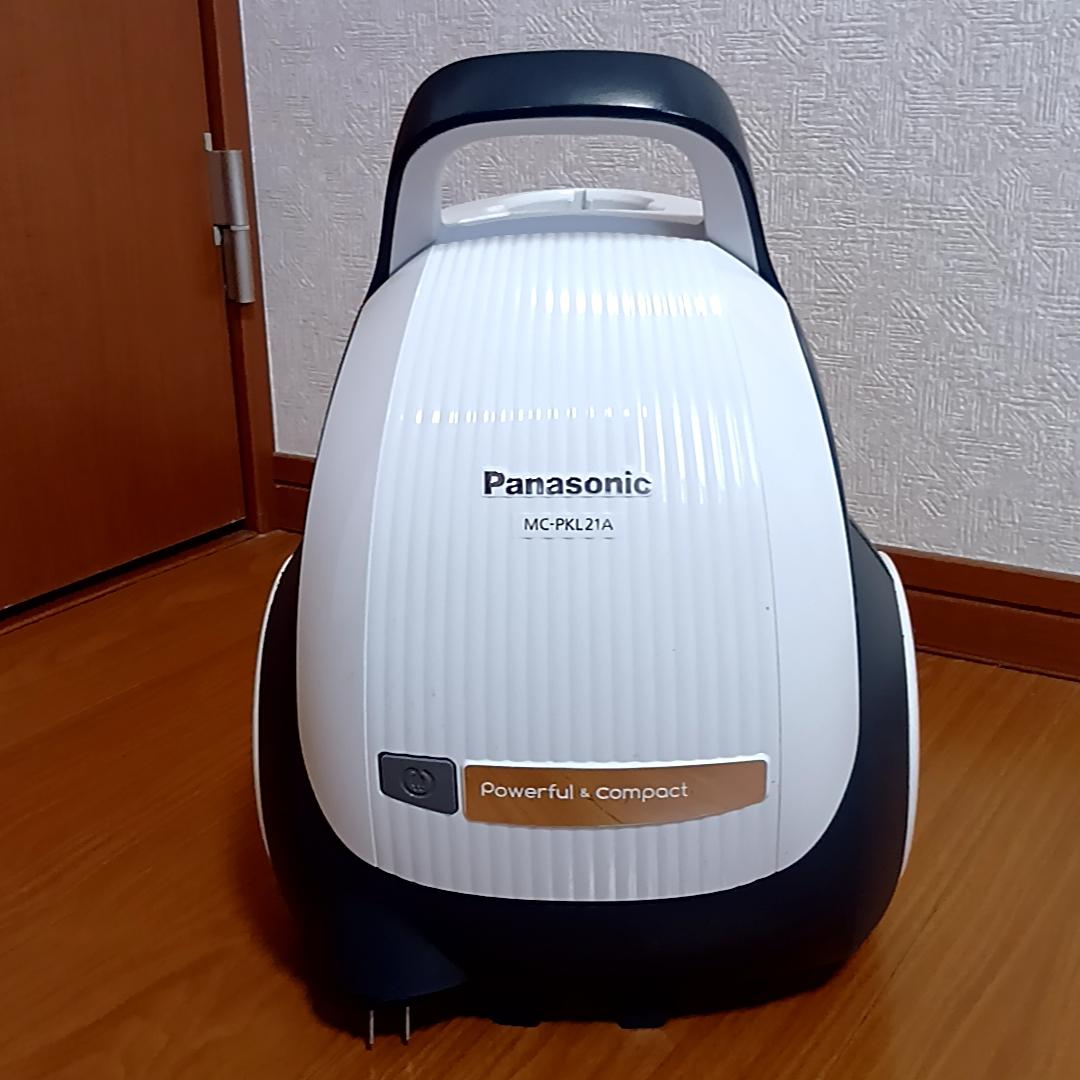 Panasonic パナソニック 紙パック式掃除機　MC-PKL21A-W