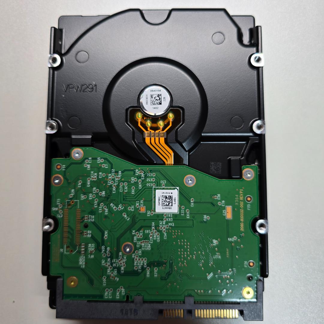 Western Digital 8TB WD80EAZZ HDD ④