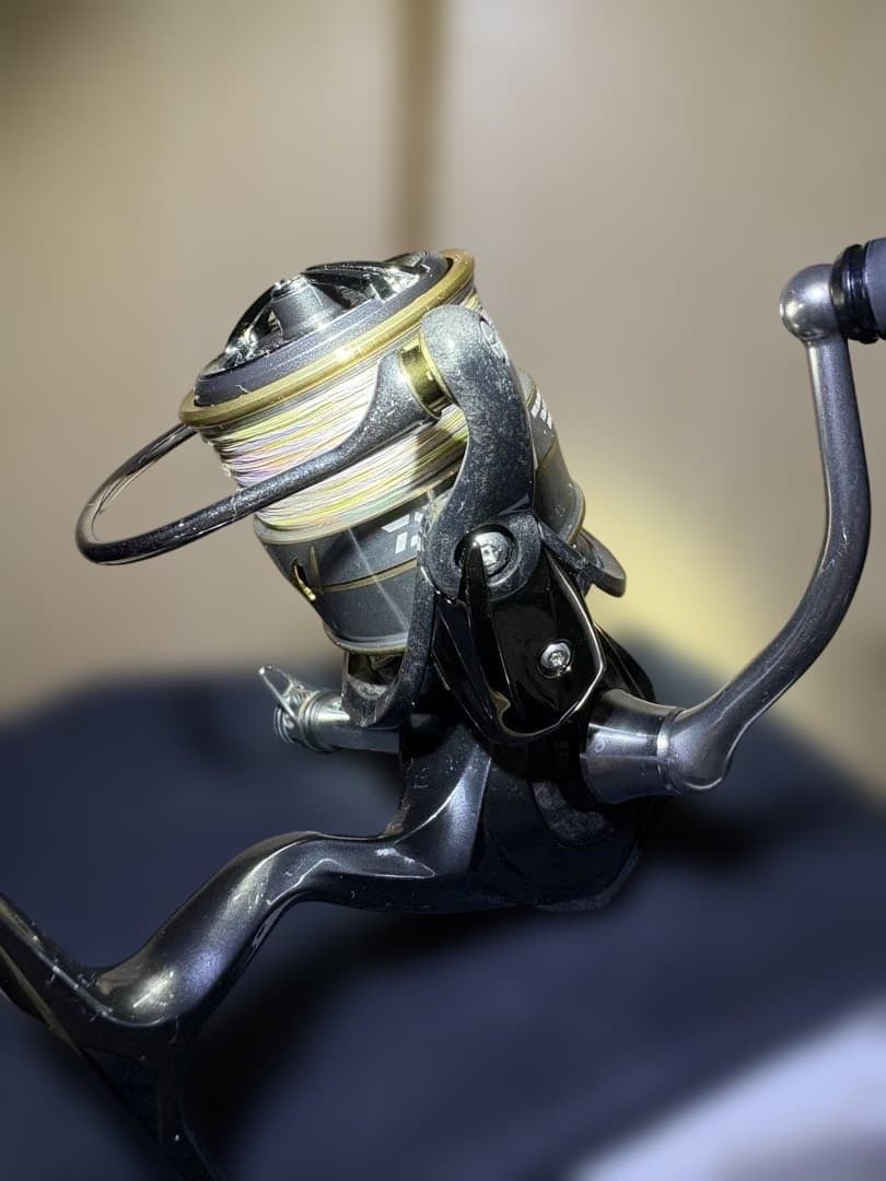 DAIWA LUVIAS LT3000-XH ゴメクサスリールスタンド付き