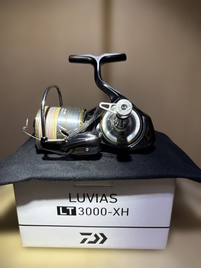 DAIWA LUVIAS LT3000-XH ゴメクサスリールスタンド付き