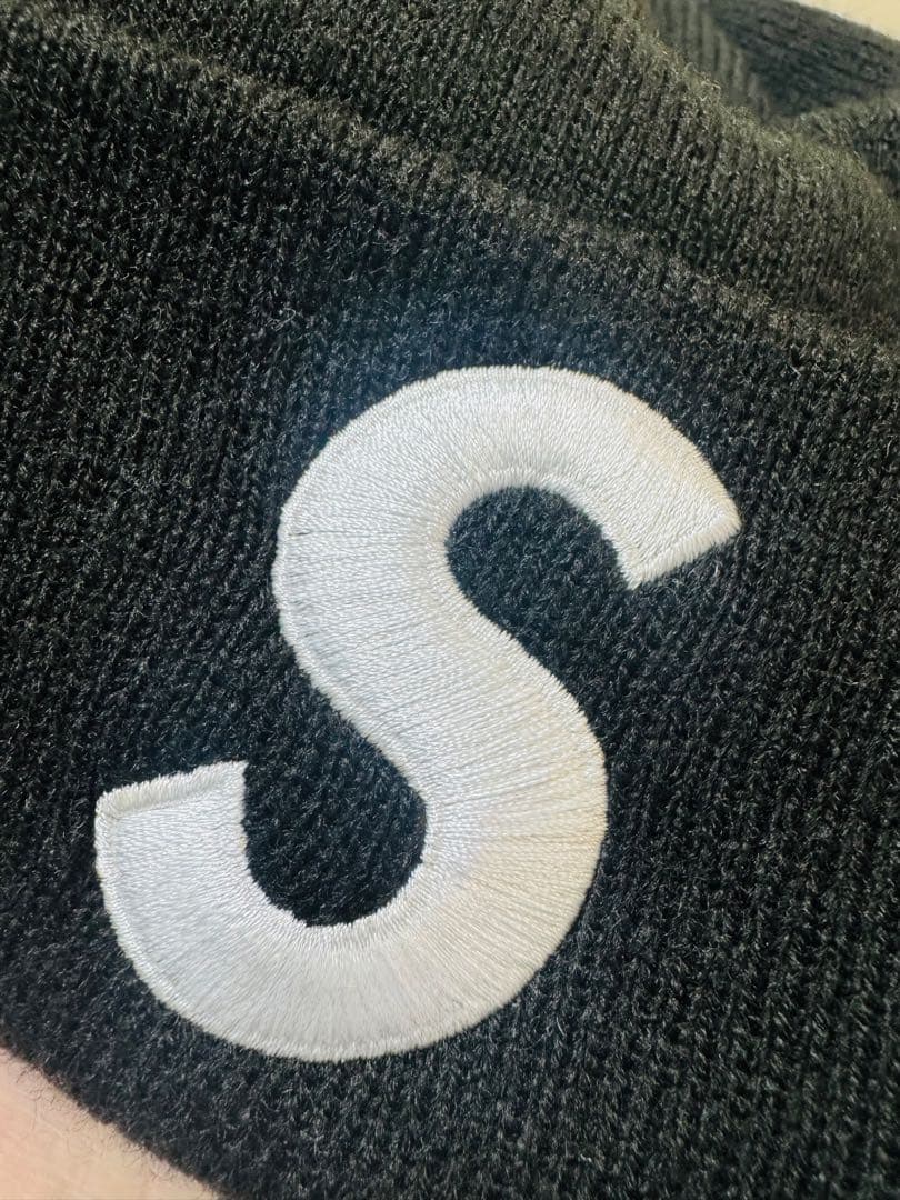 supreme ニット帽　黒