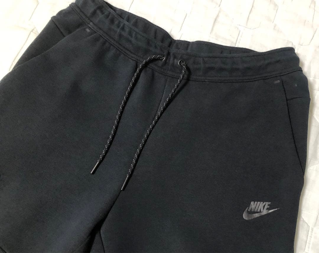 廃盤　美品NIKEテックフリース　BLACKセットアップ Lサイズ　ナイキ　上下